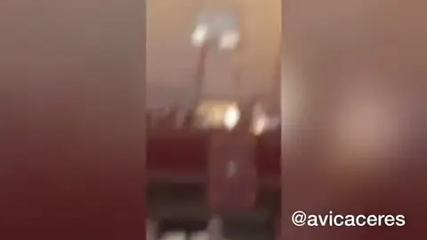 Abucheos y gritos de "fuera, fuera" a la alcaldesa de Móstoles durante el pregón Abucheos y gritos de "fuera, fuera" a la alcaldesa de Móstoles durante el pregón