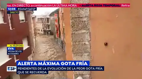 Una vecina de los Alcázares atrapada por la DANA :"Estamos incomunicados y no llega la ayuda" Una vecina de los Alcázares atrapada por la DANA :"Estamos incomunicados y no llega la ayuda"