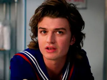 Joe Keery como Steve en 'Stranger Things' Joe Keery como Steve en 'Stranger Things'