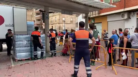 El Ayuntamiento de Murcia despliega dos puestos de mando de emergencias y ayuda humanitaria en El Raal El Ayuntamiento de Murcia despliega dos puestos de mando de emergencias y ayuda humanitaria en El Raal