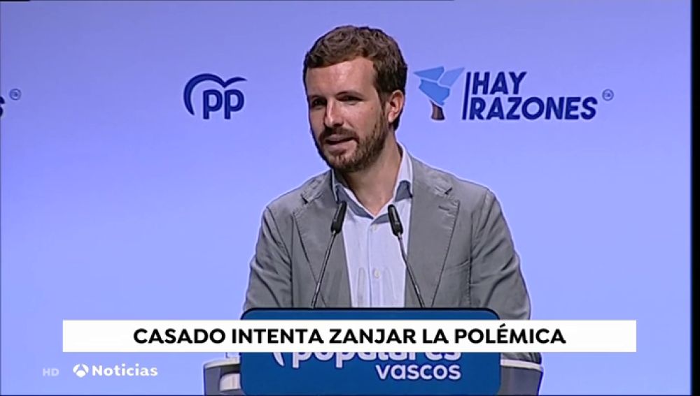 Pablo Casado visita el País Vasco en medio de la polémica con su portavoz