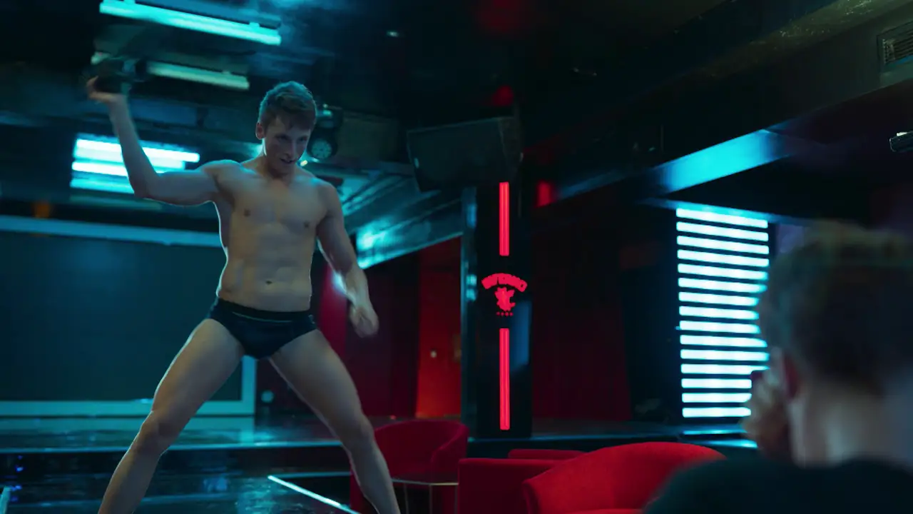 Óscar, nuevo miembro de los 'Toy boy'