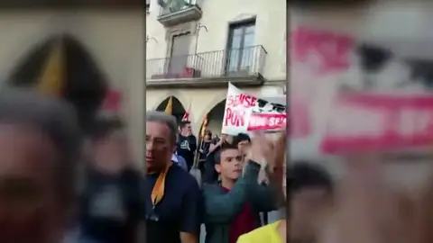 Durante un acto en solidaridad con los CDR detenidos piden a los castellanos "ilusos" que "a quien no le guste esto que se vaya" Durante un acto en solidaridad con los CDR detenidos piden a los castellanos "ilusos" que "a quien no le guste esto que se vaya"