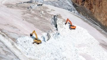 Destruyen parte del glaciar Pitztal para ampliar una estación de esquí