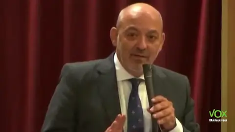 Un diputado de Vox en Baleares contrapone las letras amenazantes de Valtónic con el Cara al Sol, un himno "exento de odio" Un diputado de Vox en Baleares contrapone las letras amenazantes de Valtónic con el Cara al Sol, un himno "exento de odio"
