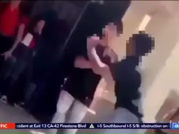 Muere un menor de 13 años tras ser agredidos por dos compañeros de clase en California Muere un menor de 13 años tras ser agredidos por dos compañeros de clase en California