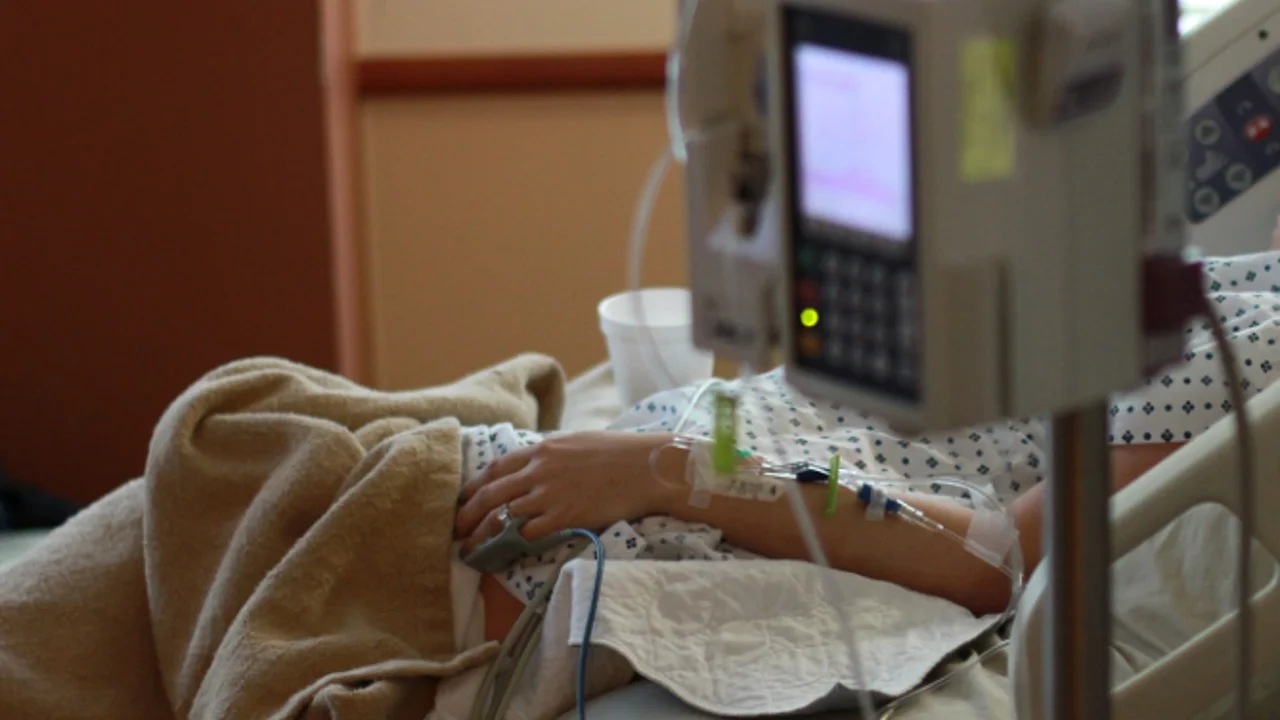 Le practican un aborto por equivocación Le practican un aborto por equivocación