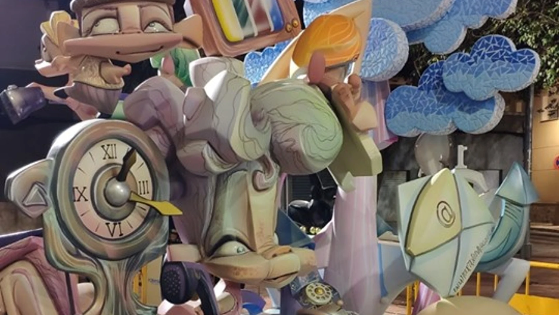 Monumento ganador del concurso Infantil Fallas de Elda 2019. Monumento ganador del concurso Infantil Fallas de Elda 2019.