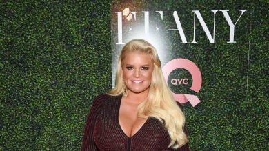 El impactante cambio físico de Jessica Simpson tras perder 45 kilos