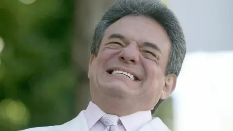 El cantante mexicano José José El cantante mexicano José José