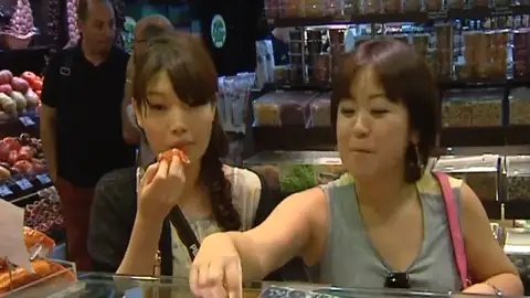 España empezará a comercializar patas del jamón en China Un acuerdo comercial con el país asiático lo ha permitido