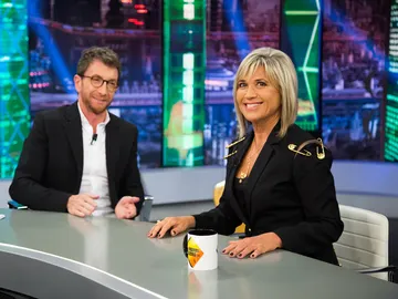 Julia Otero, en 'El Hormiguero 3.0': "Yo creo que Cayetana Álvarez de Toledo quiere ser Pablo Casado" Julia Otero, en 'El Hormiguero 3.0': "Yo creo que Cayetana Álvarez de Toledo quiere ser Pablo Casado"