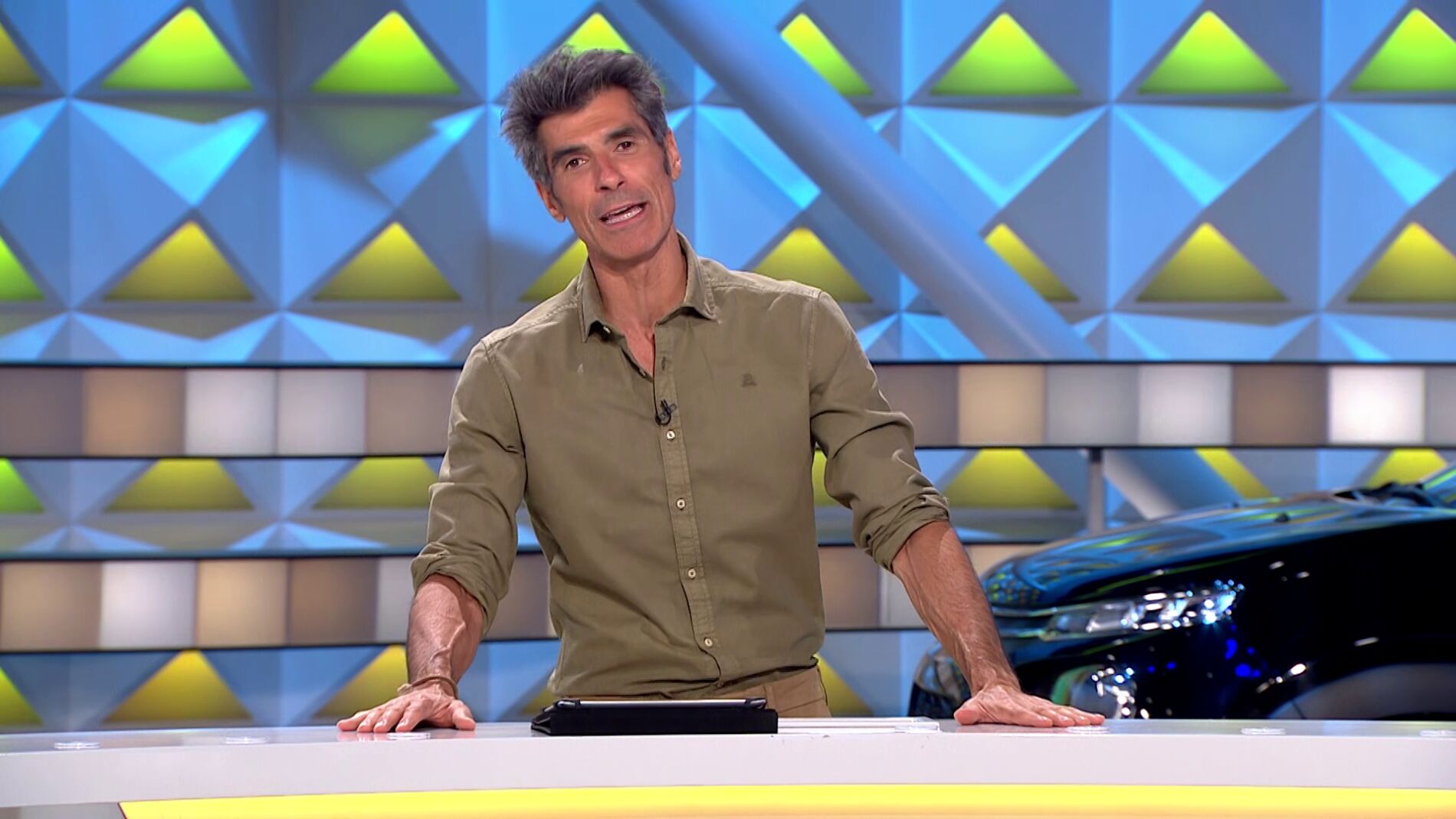 Jorge Fern&aacute;ndez a un concursante de 'La ruleta de la suerte': "Despacito siempre es bueno"