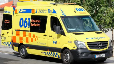 Imagen de archivo de una ambulancia Imagen de archivo de una ambulancia