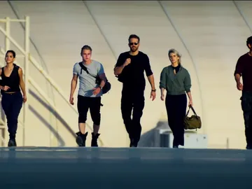 Ryan Reynolds en el tráiler de '6 en la sombra' ('6 Underground') Ryan Reynolds en el tráiler de '6 en la sombra' ('6 Underground')