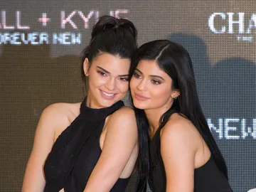 Kendall y Kylie Jenner Kendall y Kylie Jenner