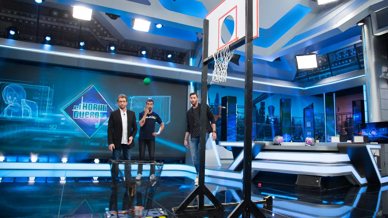 Marron sorprende a Rudy Fernández en 'El Hormiguero 3.0' con el triple científico