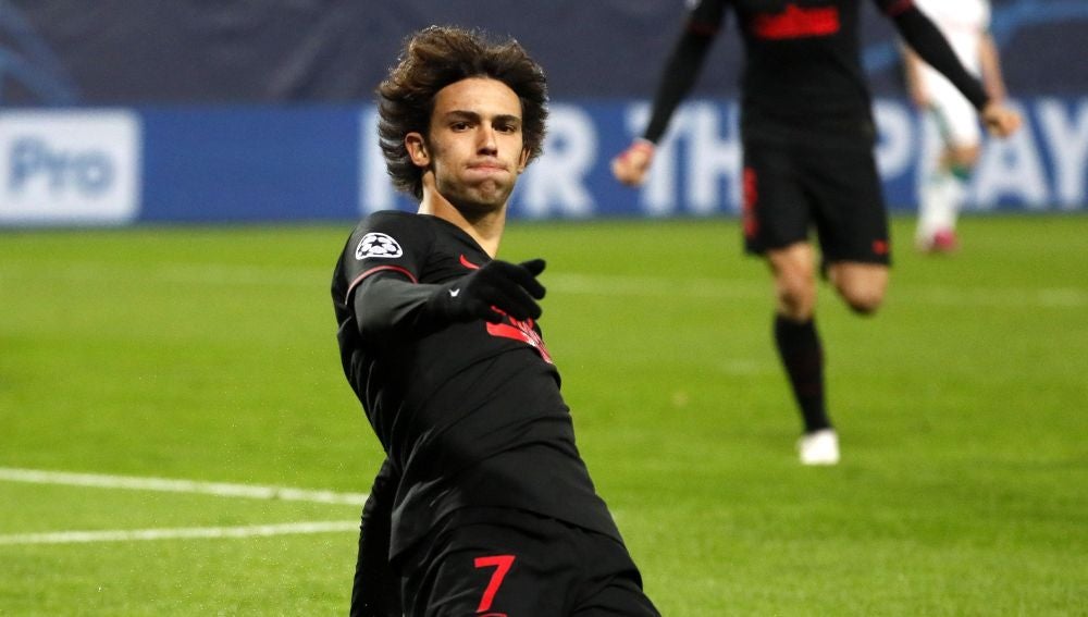 Joao Félix celebra su gol ante el Lokomotiv