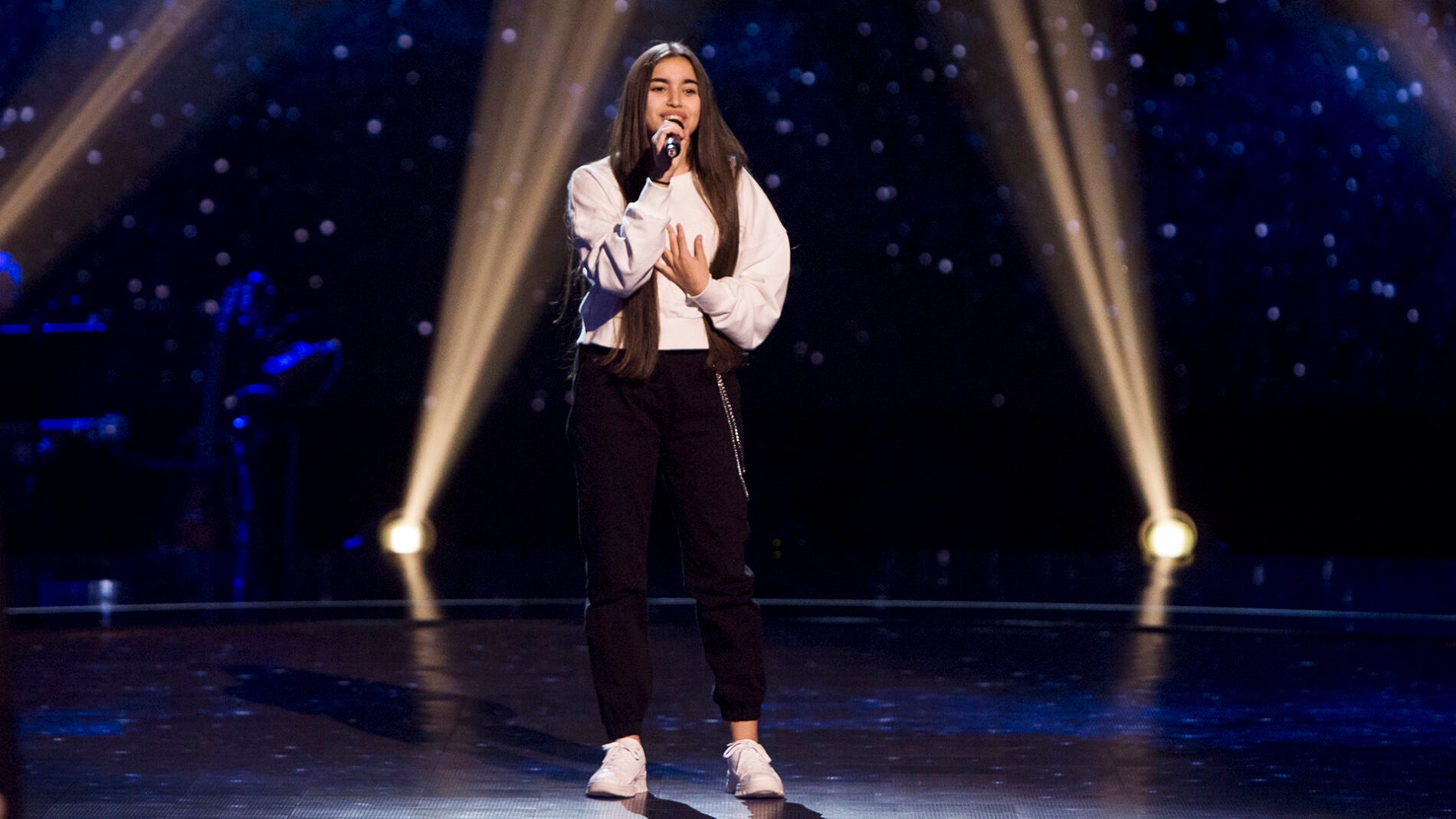 Actuación Ahlam Akourrih