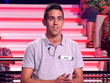 Joaquín, el 'culpable' de que un concursante barcelonés de '¡Ahora caigo!' quiera ser socio del Betis Joaquín, el 'culpable' de que un concursante barcelonés de '¡Ahora caigo!' quiera ser socio del Betis