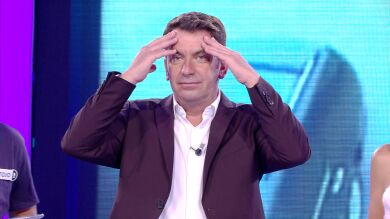 El disgusto de Arturo Valls en pleno directo en '¡Ahora caigo!' con el coche recién estrenado de su mujer