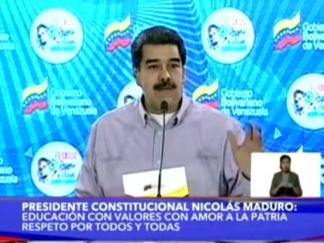 Gallineros escolares, la receta de Nicolás Maduro contra el hambre en Venezuela