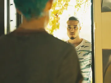 Andrea contrata los servicios de Jairo Andrea contrata los servicios de Jairo