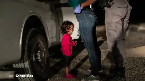 Niña llorando en la frontera, foto ganadora del World Press Photo Niña llorando en la frontera, foto ganadora del World Press Photo