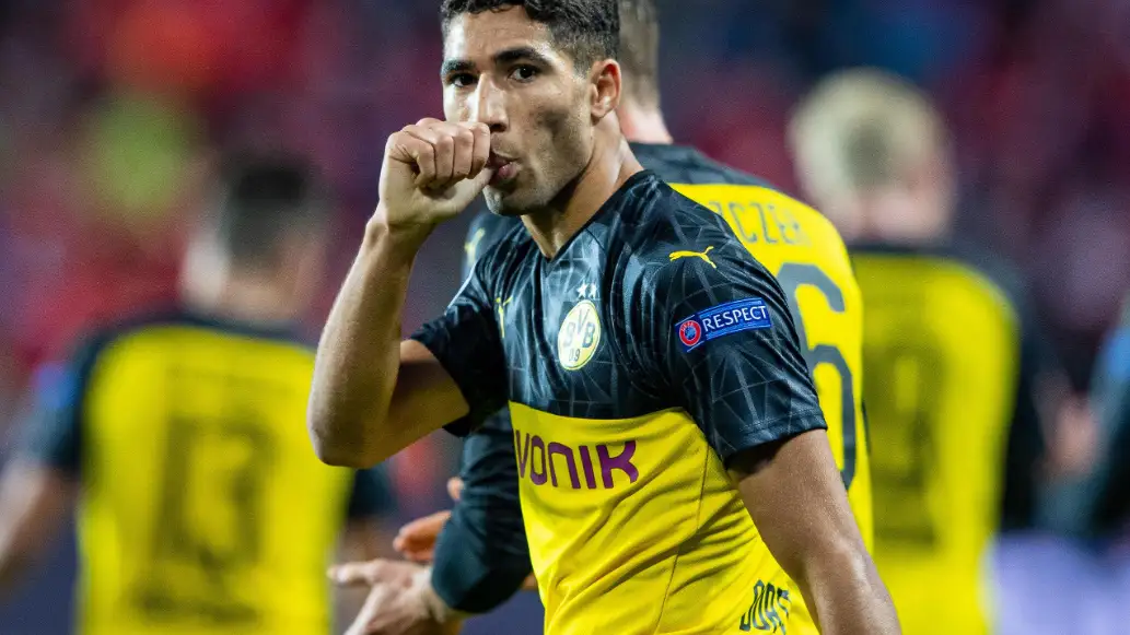 El lateral del Dortmund, Achraf. El lateral del Dortmund, Achraf.