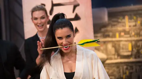 El reto imposible de Pilar Rubio en 'El Hormiguero 3.0': cortar una flecha a 180km/h El reto imposible de Pilar Rubio en 'El Hormiguero 3.0': cortar una flecha a 180km/h