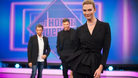 'El Hormiguero 3.0' se convierte en una pasarela de modelos con Karlie Kloss, Ed Skrein y Pablo Motos 'El Hormiguero 3.0' se convierte en una pasarela de modelos con Karlie Kloss, Ed Skrein y Pablo Motos
