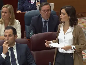 Las iglesias quemadas de Ayuso entran en campaña Las iglesias quemadas de Ayuso entran en campaña