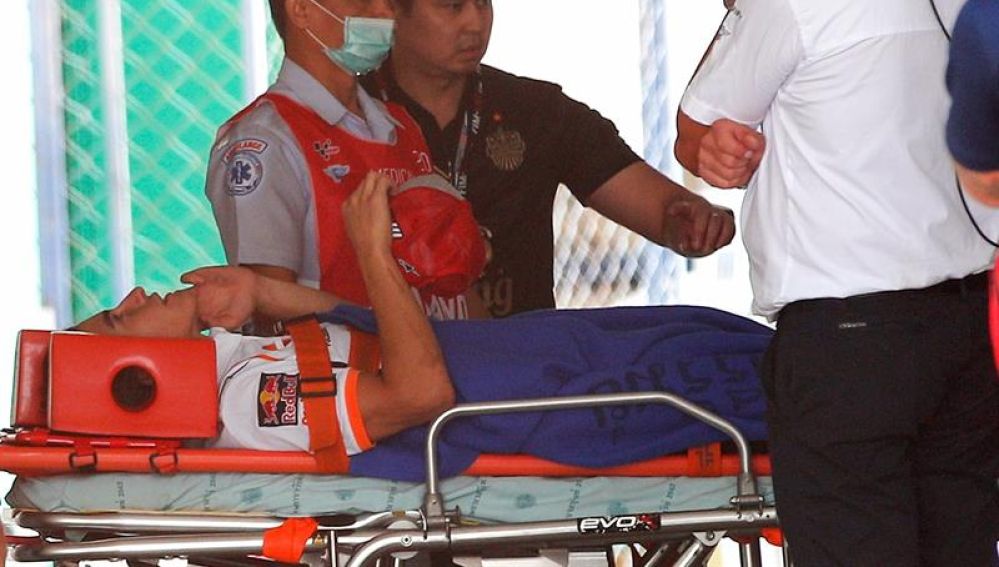 La imagen de Marc Márquez entrando al hospital
