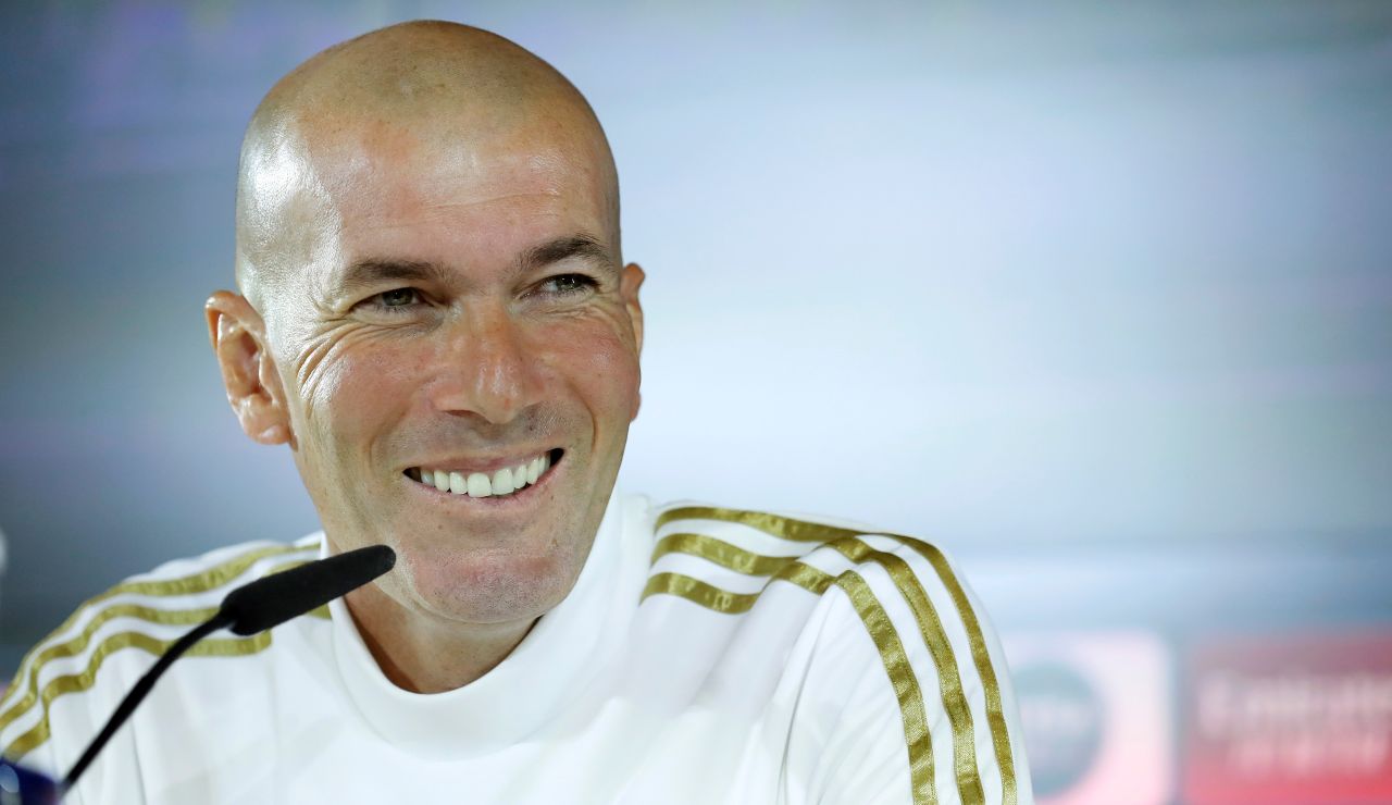 Zinedine Zidane, en rueda de prensa Zinedine Zidane, en rueda de prensa