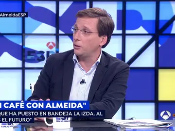 Martínez-Almeida matiza las declaraciones de Ayuso sobre la quema de iglesias: "No quiso hacer un guiño a Vox" Martínez-Almeida matiza las declaraciones de Ayuso sobre la quema de iglesias: "No quiso hacer un guiño a Vox"