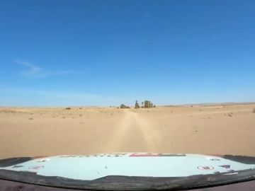 El impresionante vídeo de Fernando Alonso saltando en las dunas de Marruecos El impresionante vídeo de Fernando Alonso saltando en las dunas de Marruecos
