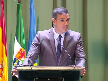 Pedro Sánchez recibirá en Moncloa jamón ibérico para que no lo confunda con el serrano Pedro Sánchez recibirá en Moncloa jamón ibérico para que no lo confunda con el serrano