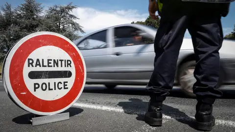 Francia confirma la relación del asesino con el Estado Islámico Francia confirma la relación del asesino con el Estado Islámico