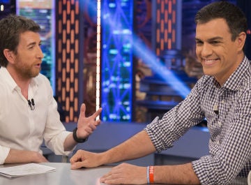 Pedro Sánchez y Pablo Motos en 'El Hormiguero 3.0'