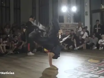 'Law' y 'Grace' ganan la final española de breakdance en Málaga 'Law' y 'Grace' ganan la final española de breakdance en Málaga