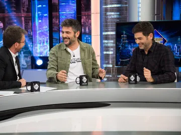 El dúo Estopa elogia a Pilar Rubio por su reto del violín: "Es una superwoman" El dúo Estopa elogia a Pilar Rubio por su reto del violín: "Es una superwoman"