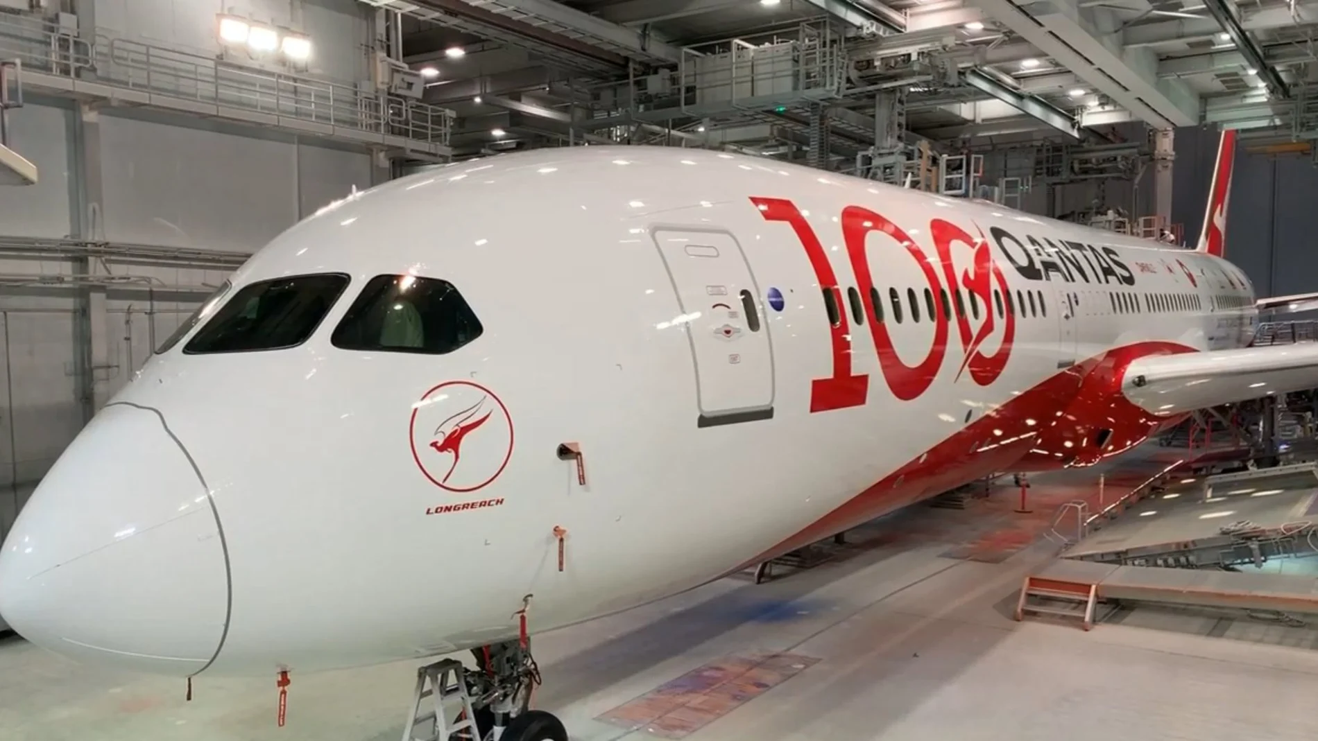 El vuelo de 20 horas y 10 usos horarios El vuelo de 20 horas y 10 usos horarios