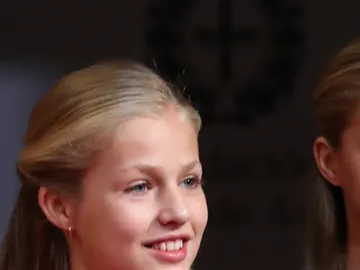 La princesa Leonor y la infanta Sofía en las audiencias de los Premios Princesa de Asturias La princesa Leonor y la infanta Sofía en las audiencias de los Premios Princesa de Asturias