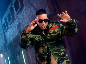Daddy Yankee en el vídeo de 'Que tire pa' lante'