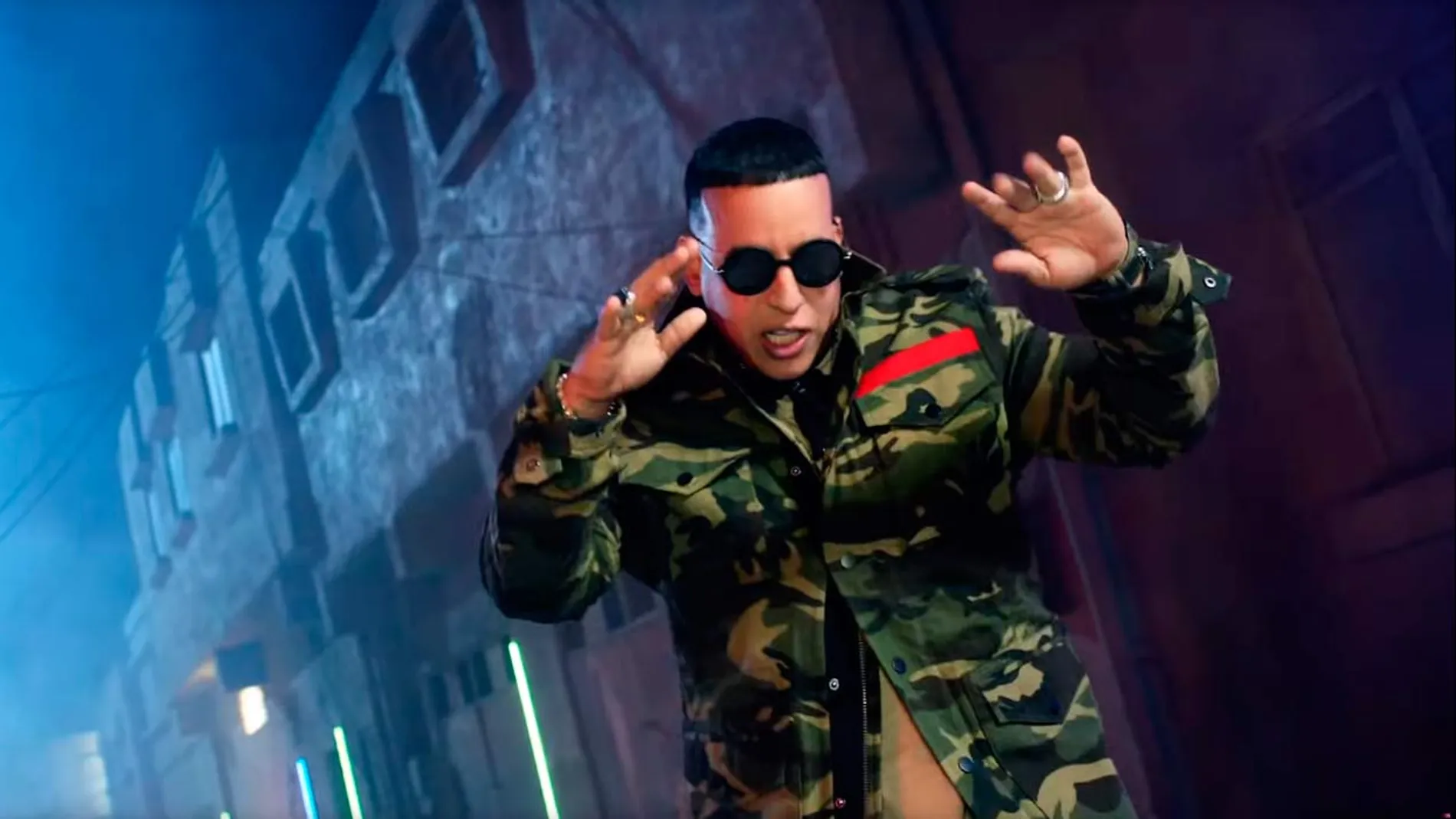 Daddy Yankee en el vídeo de 'Que tire pa' lante' Daddy Yankee en el vídeo de 'Que tire pa' lante'