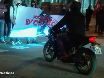 REEMPLAZO Todas las carreteras cortadas en Cataluña por la huelga general REEMPLAZO Todas las carreteras cortadas en Cataluña por la huelga general
