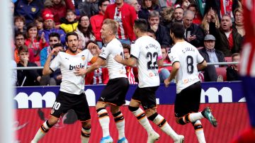 Parejo celebra su gol al Atlético