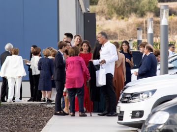 Los invitados, a su llegada a Sa Fortalesa, lugar del enlace entre Nadal y Xisca