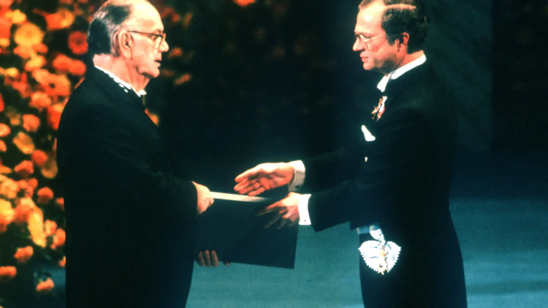 Efem&eacute;rides de hoy 21 de febrero de 2022: Camilo Jos&eacute; Cela