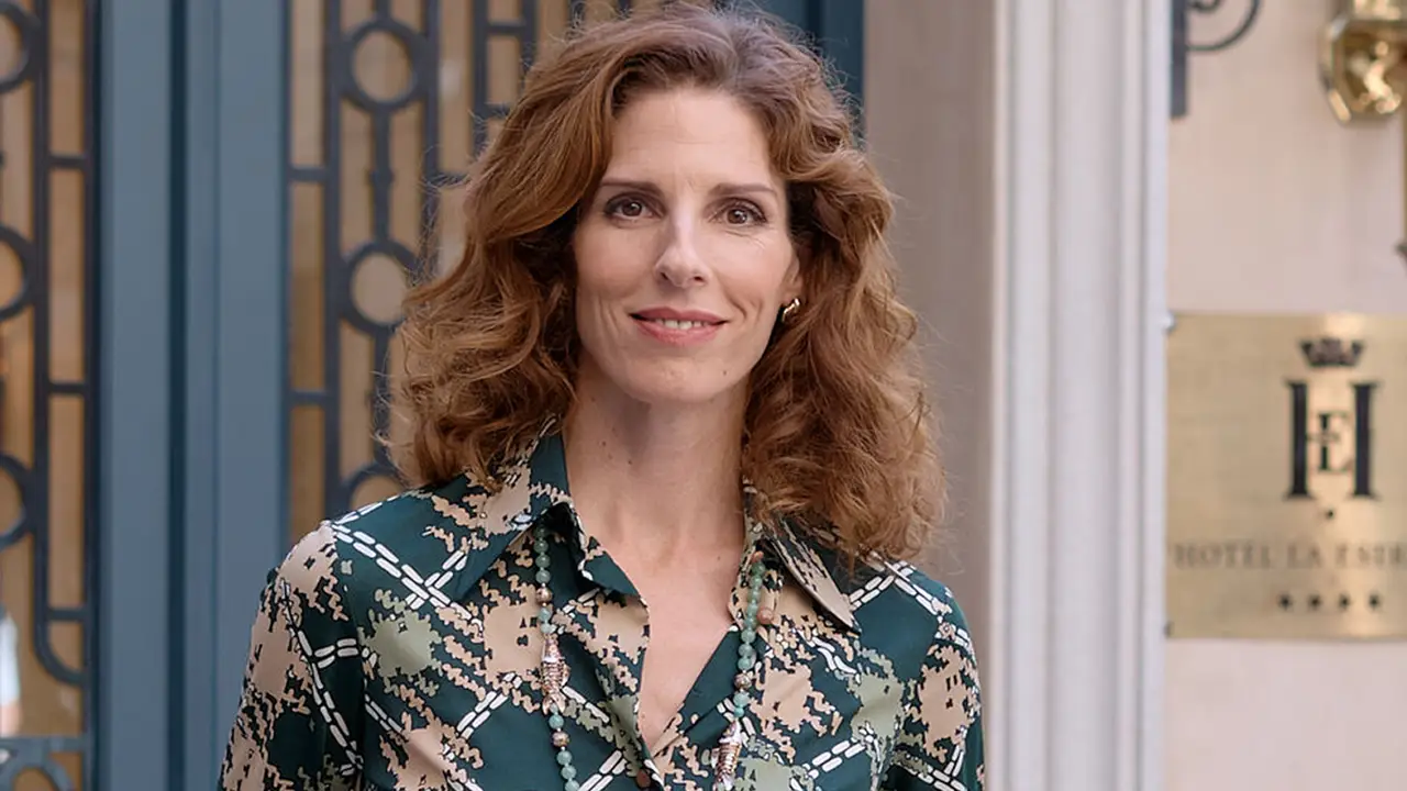 Julia Eguía (Beatriz Argüello), una vida entre los vaivenes de la justicia y el amor en 'Amar es para siempre'